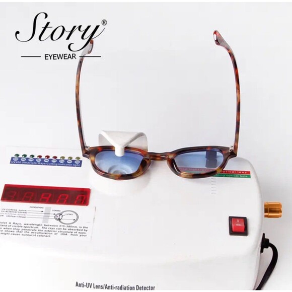 Tortoise Classic Acetate Trapezoid Tinted Sunglasses with  Classic Tortoise Shell Sunglasses with Blue Lenses